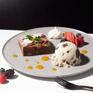 ホットブラウニーwith “クッキー&クリーム” 1,000円(セット:1,200円)