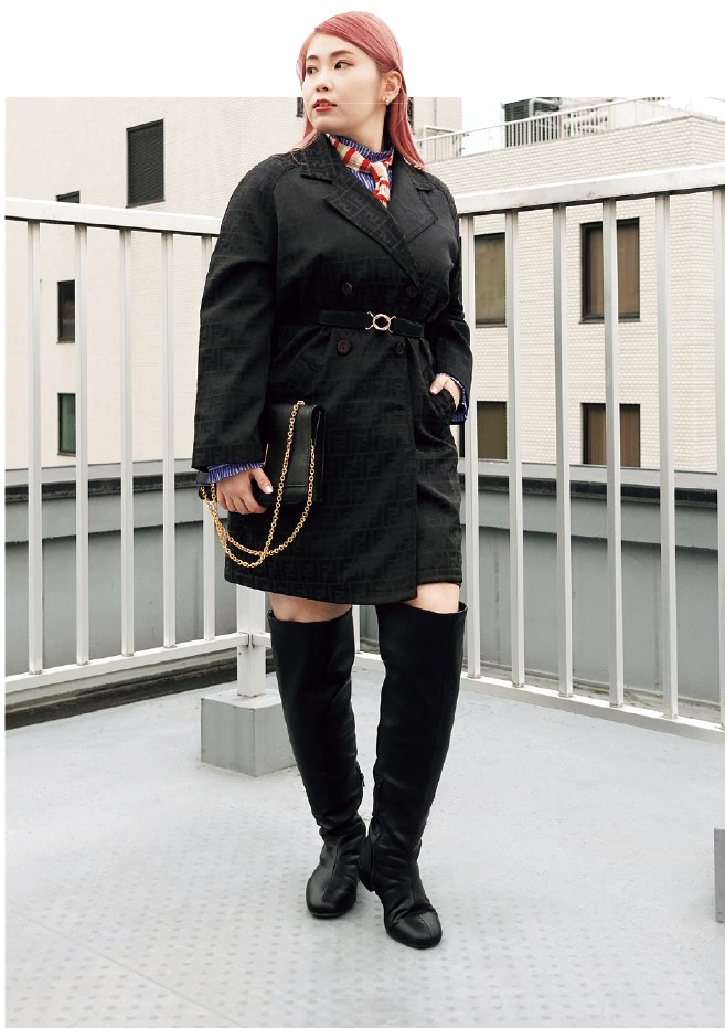 そわんわん・安藤うぃ・ごりちゃん・アイシャ・なまちゃんの黒コーデを
